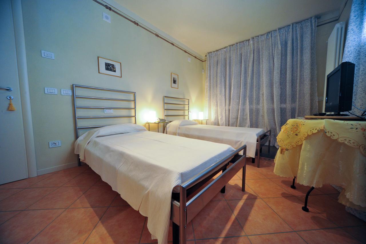 La Corte Splendente Castello d'Argile Zewnętrze zdjęcie